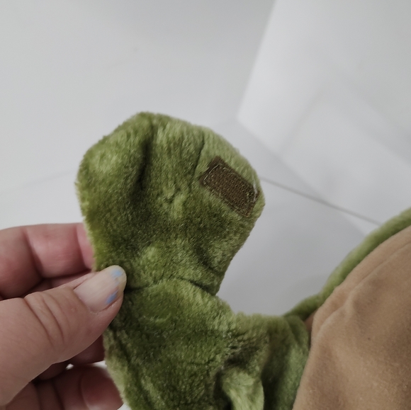 Folkmanis Folktails Plush Green Frog Hand Puppet Lake Pond Nature Stuffed Animal - Picture 3 of 9